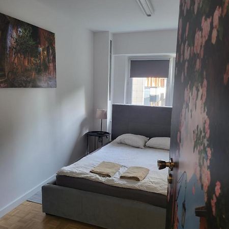 Studio Zelazna Rooms Near Old Town Varşova Dış mekan fotoğraf